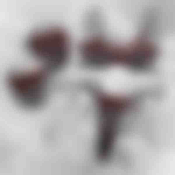 Seksi cvetlični komplet spodnjega perila | DESIRE